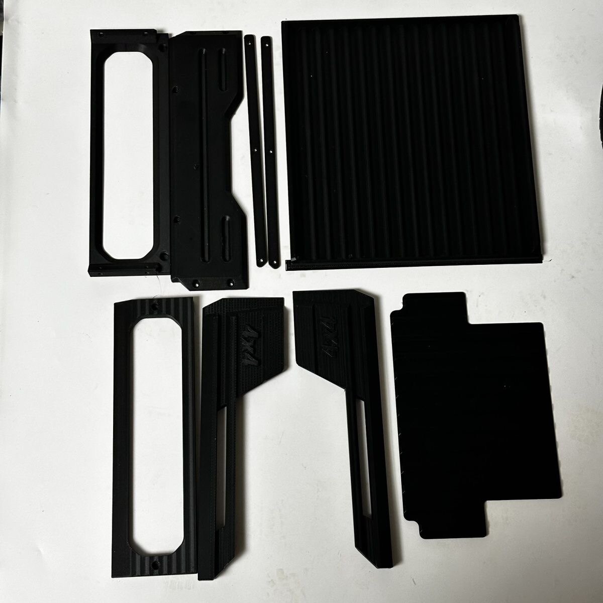 Cassone posteriore retrattile  - Rc Hobby Crawler recensione e prezzo
