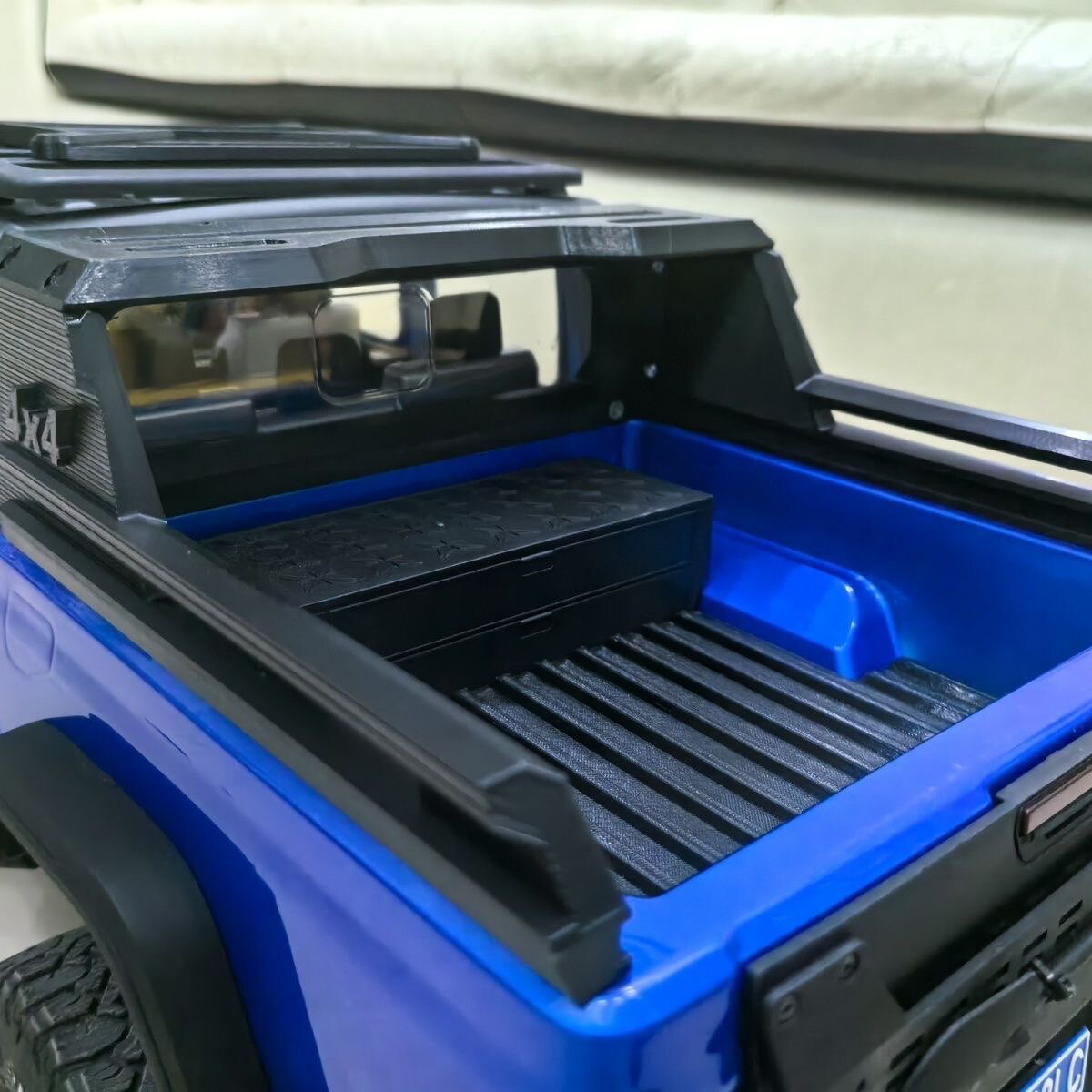 Cassone posteriore retrattile  - Rc Hobby Crawler recensione e prezzo